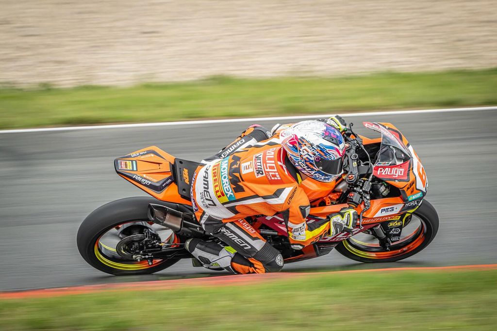 Oliver Svendsen skriver dansk motorsportshistorie med WorldSSP300-wildcard
(Foto: CS-M Racing)